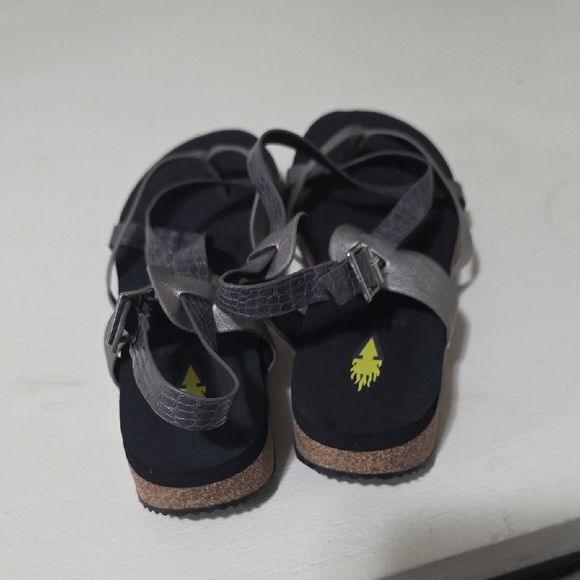 Volatile Women's Sandals in Metallic Silver and Black - Picture 5 of 5